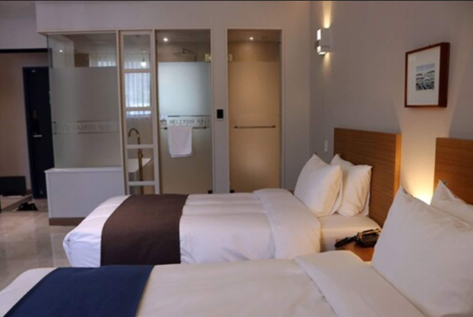 Benikea Hotel Yangsan Exteriör bild