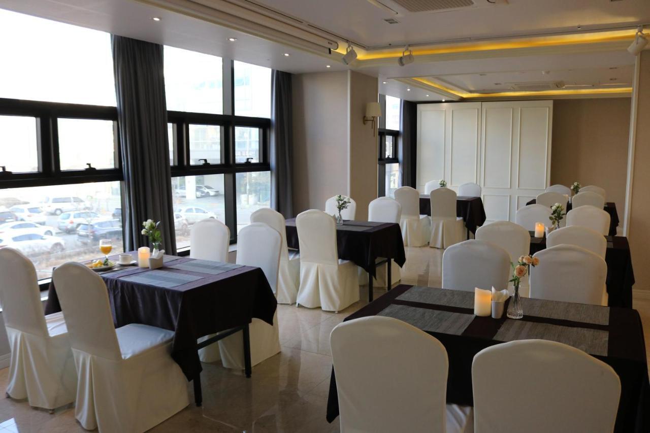 Benikea Hotel Yangsan Exteriör bild