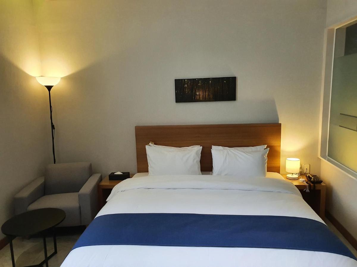 Benikea Hotel Yangsan Exteriör bild